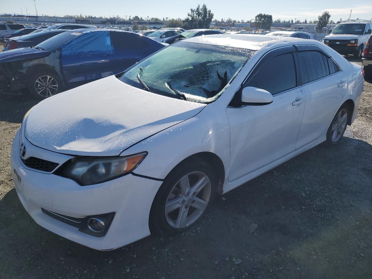 2014 TOYOTA CAMRY L