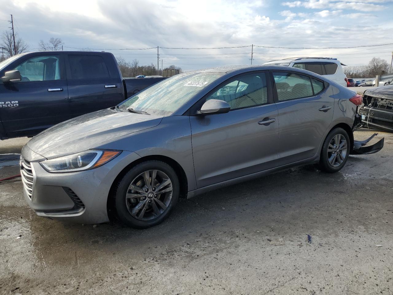 2018 HYUNDAI ELANTRA SE