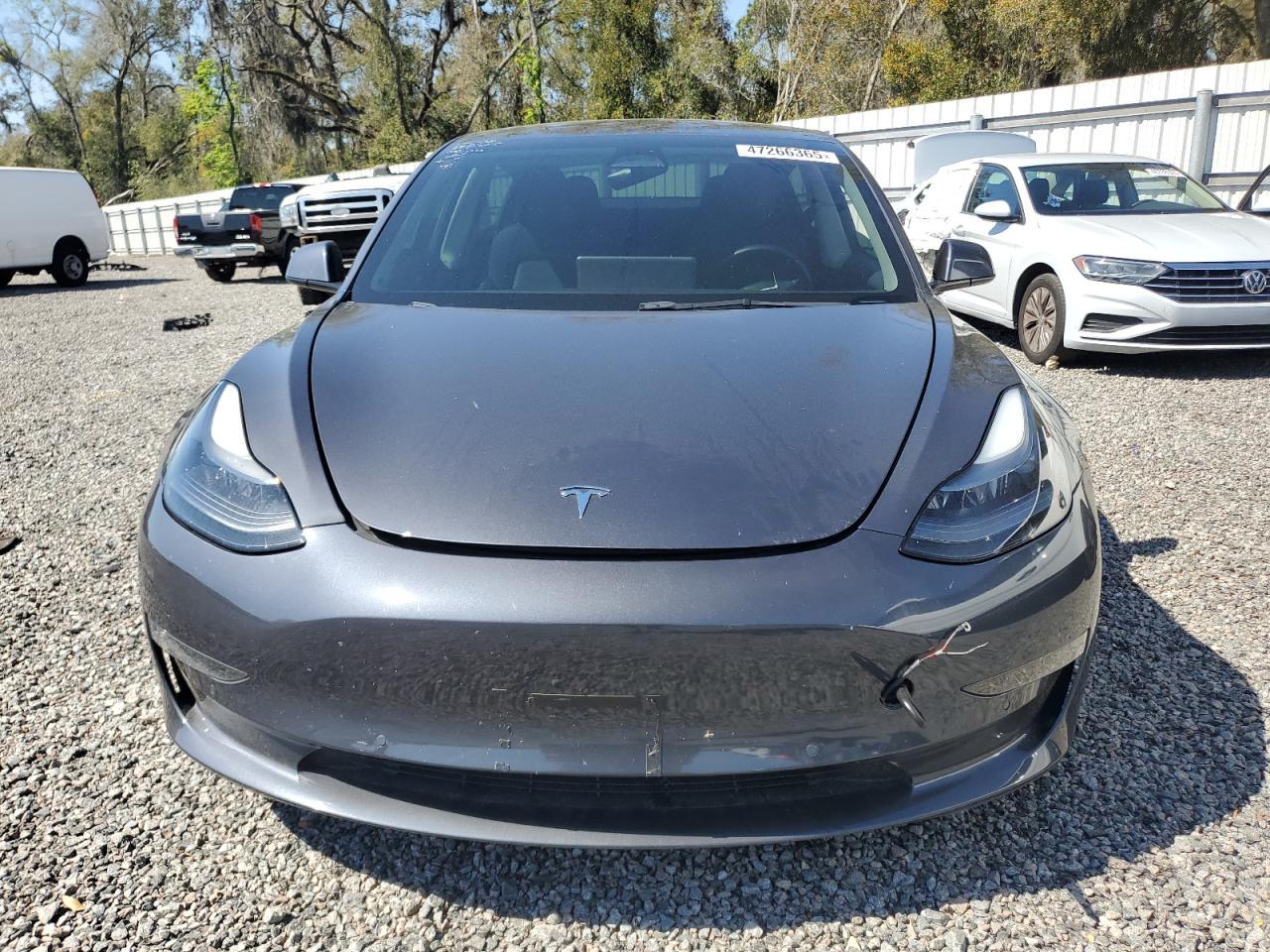 2022 TESLA MODEL 3 - Image 5