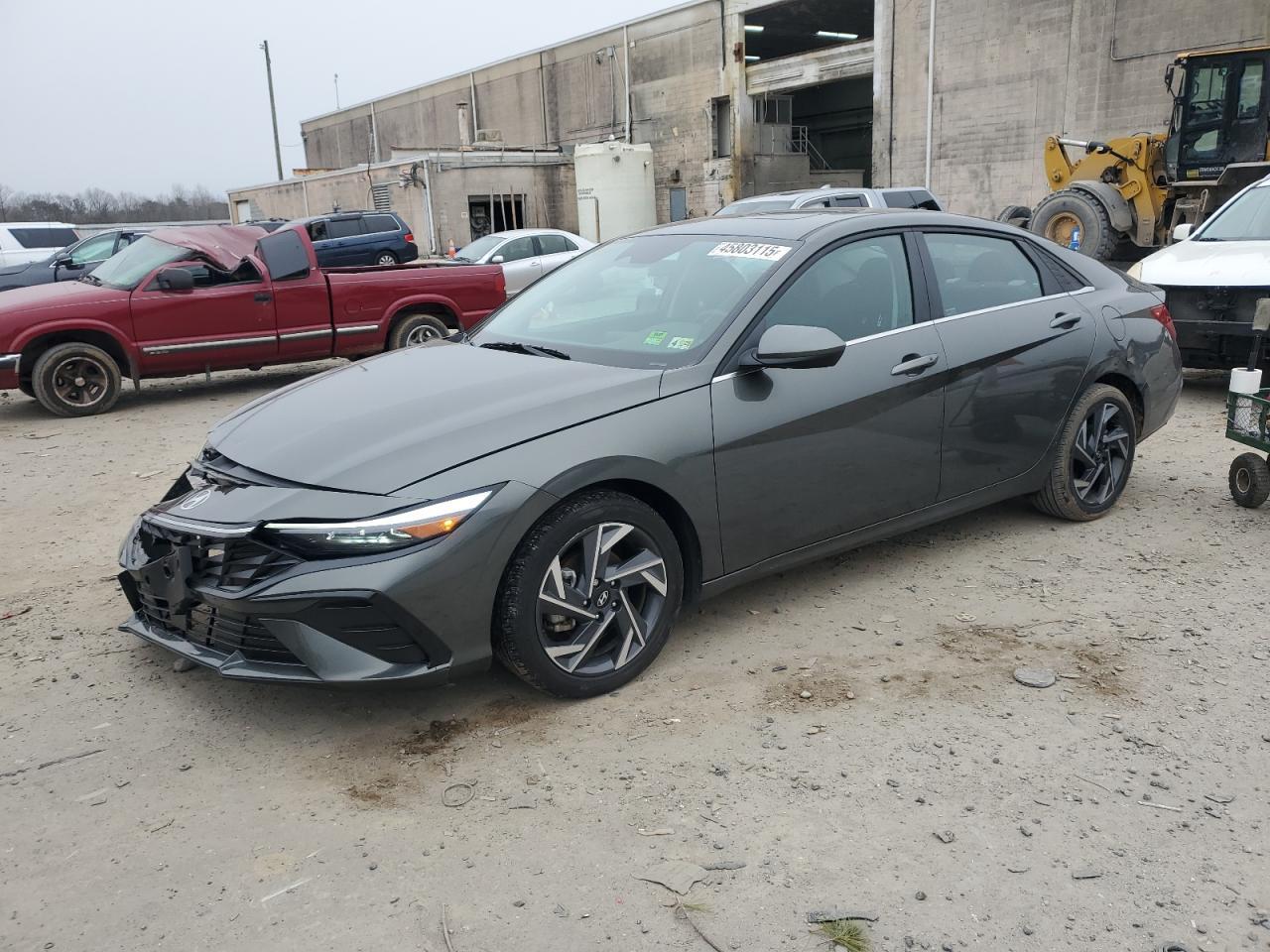 2024 HYUNDAI ELANTRA SE