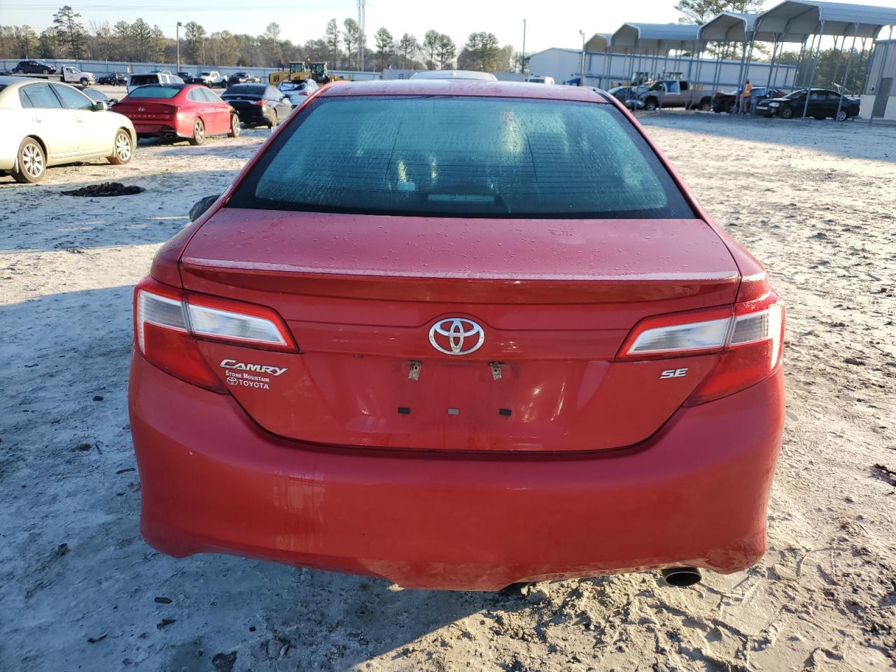 2014 TOYOTA CAMRY L - Image 6