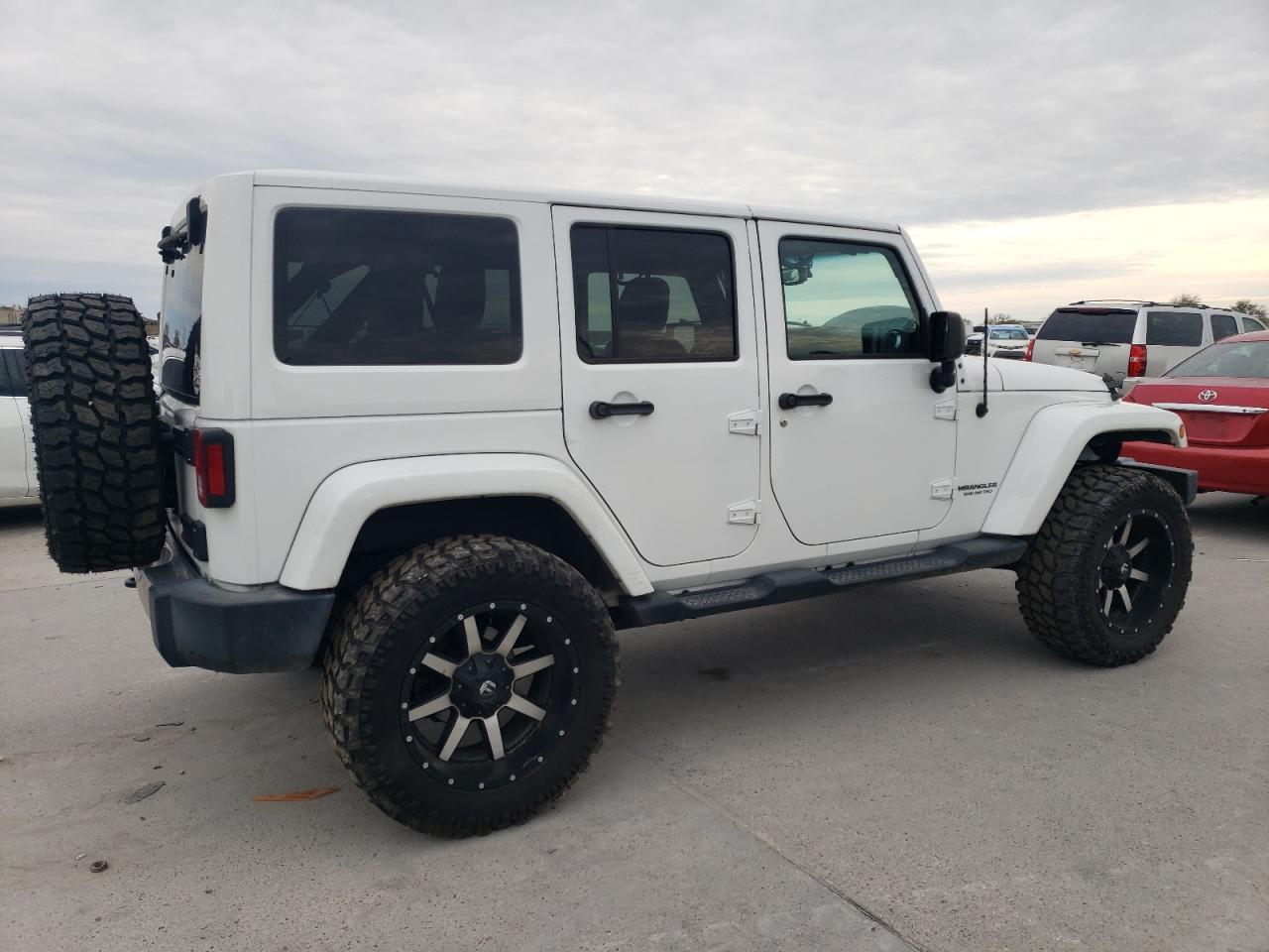 2017 JEEP WRANGLER U - Image 3