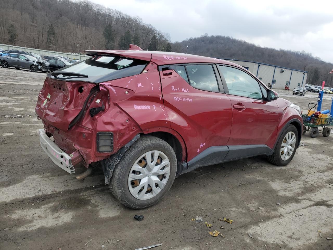 2019 TOYOTA C-HR XLE - Фото 3