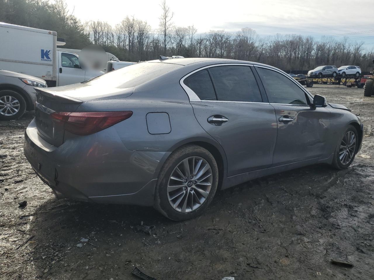 2018 INFINITI Q50 LUXE - Фото 3