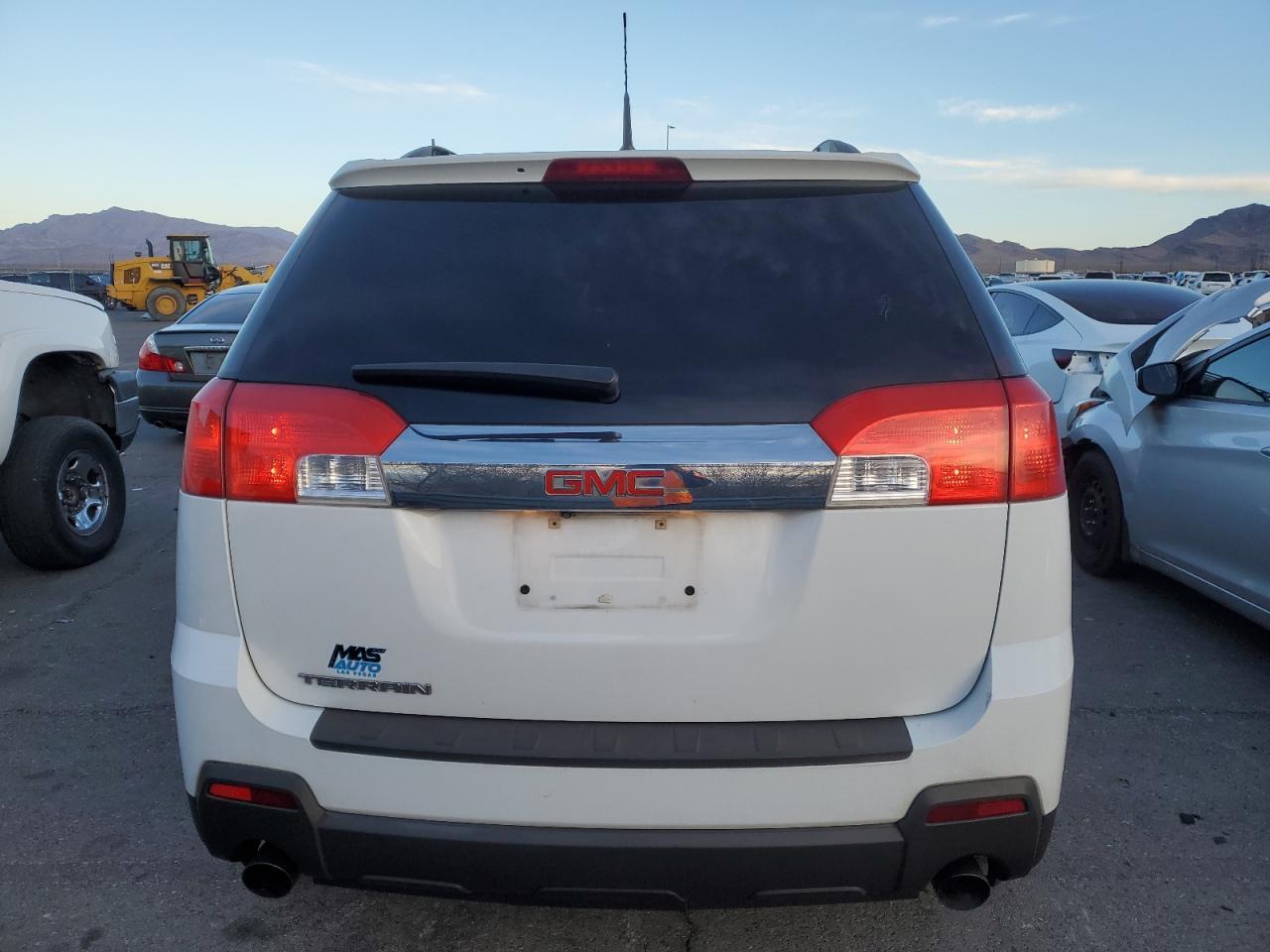 2012 GMC TERRAIN SL - Фото 6