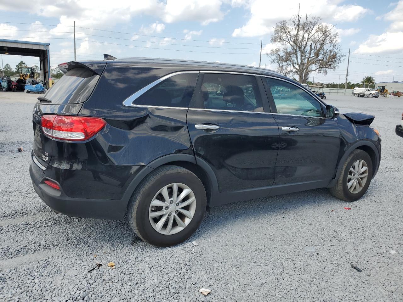 2017 KIA SORENTO LX - Фото 3