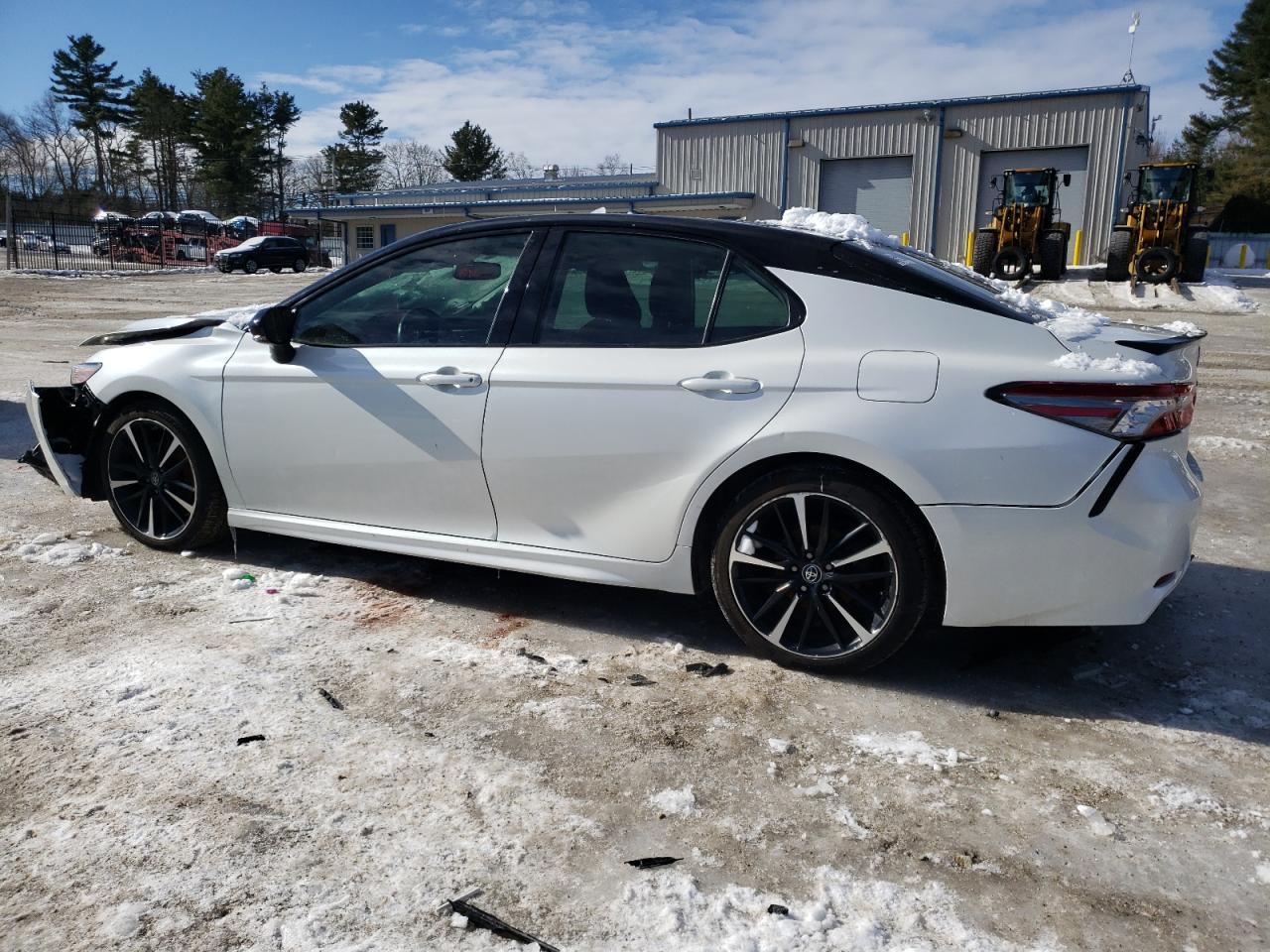 2019 TOYOTA CAMRY XSE - Image 2
