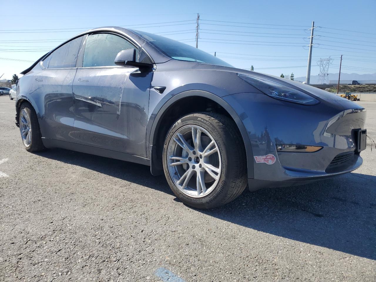 2023 TESLA MODEL Y - Image 4