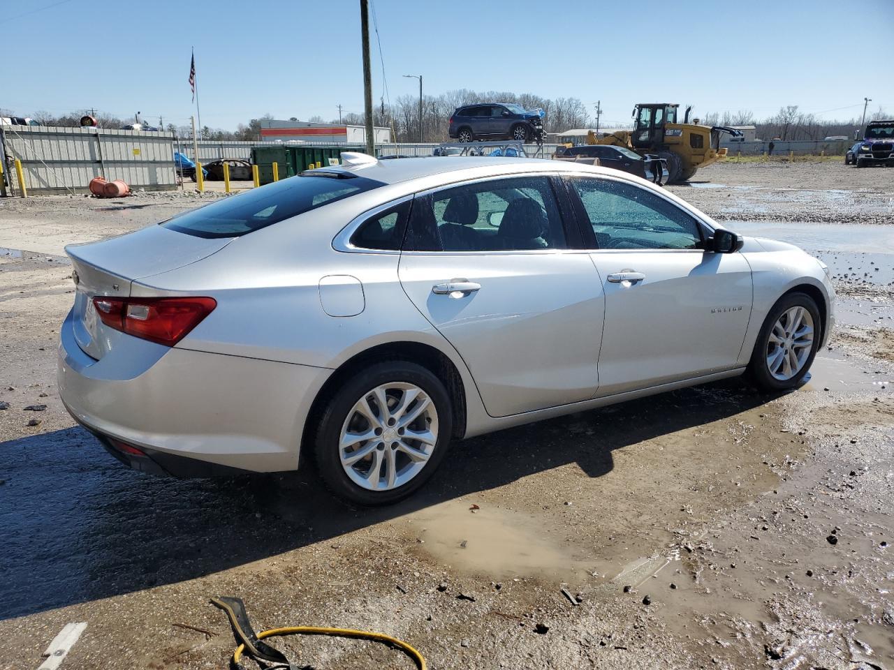 2017 CHEVROLET MALIBU LT - Image 3