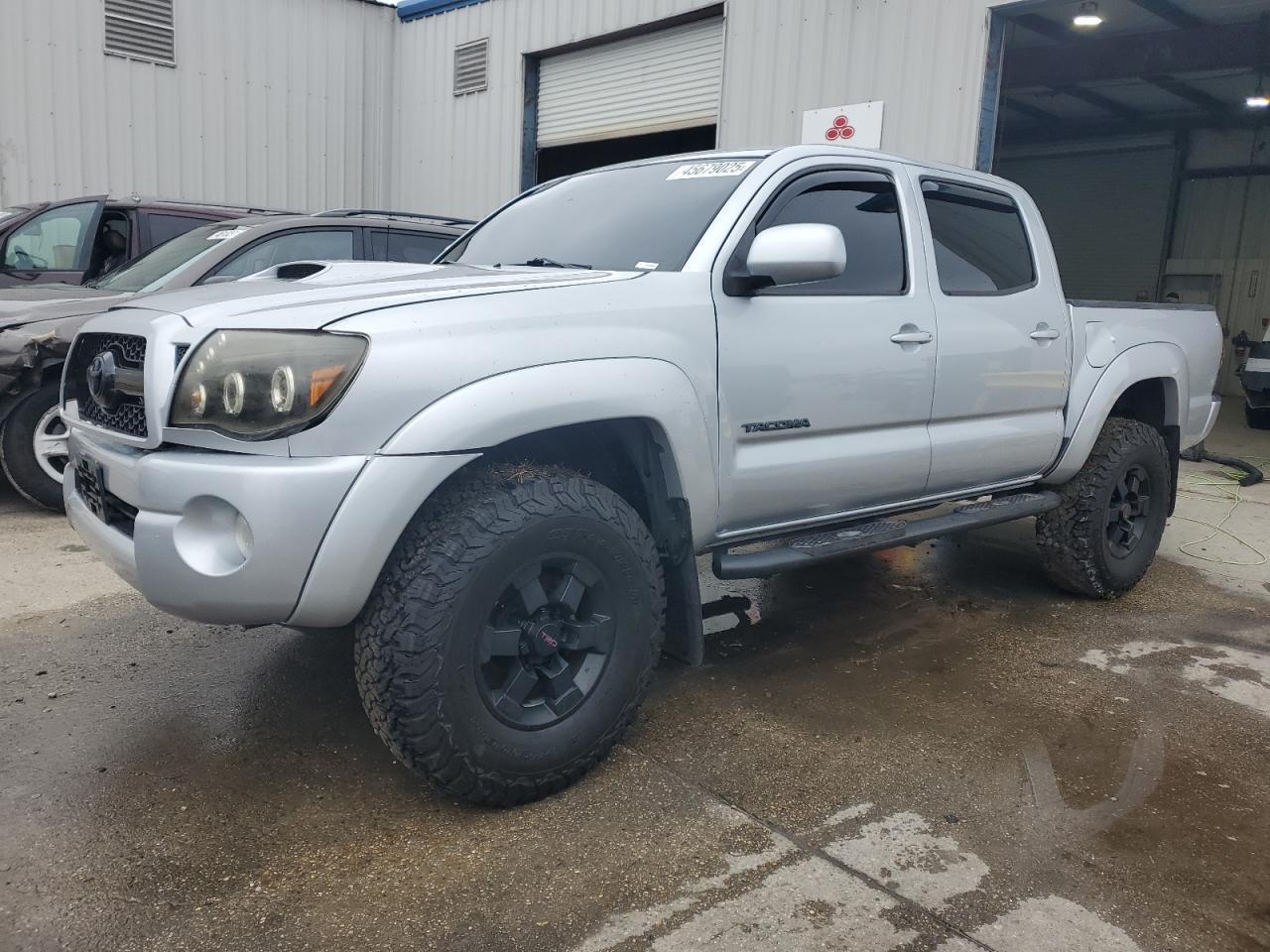 2011 TOYOTA TACOMA DOU