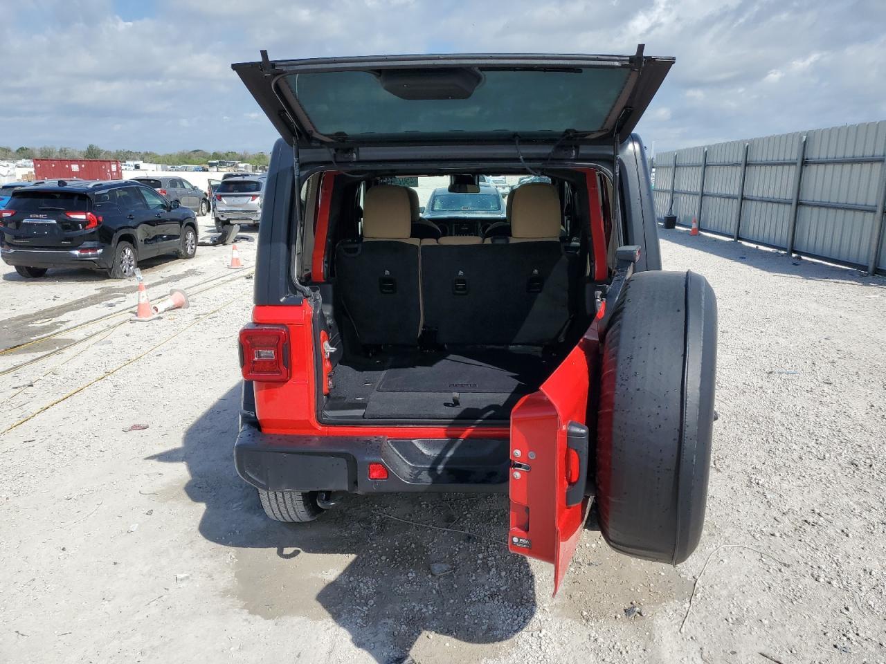 2021 JEEP WRANGLER U - Image 6