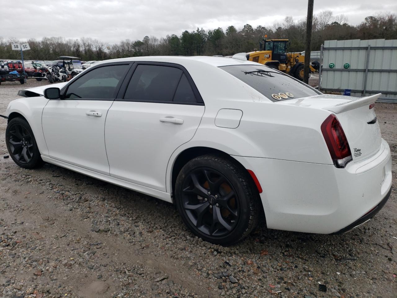 2023 CHRYSLER 300 S - Фото 2