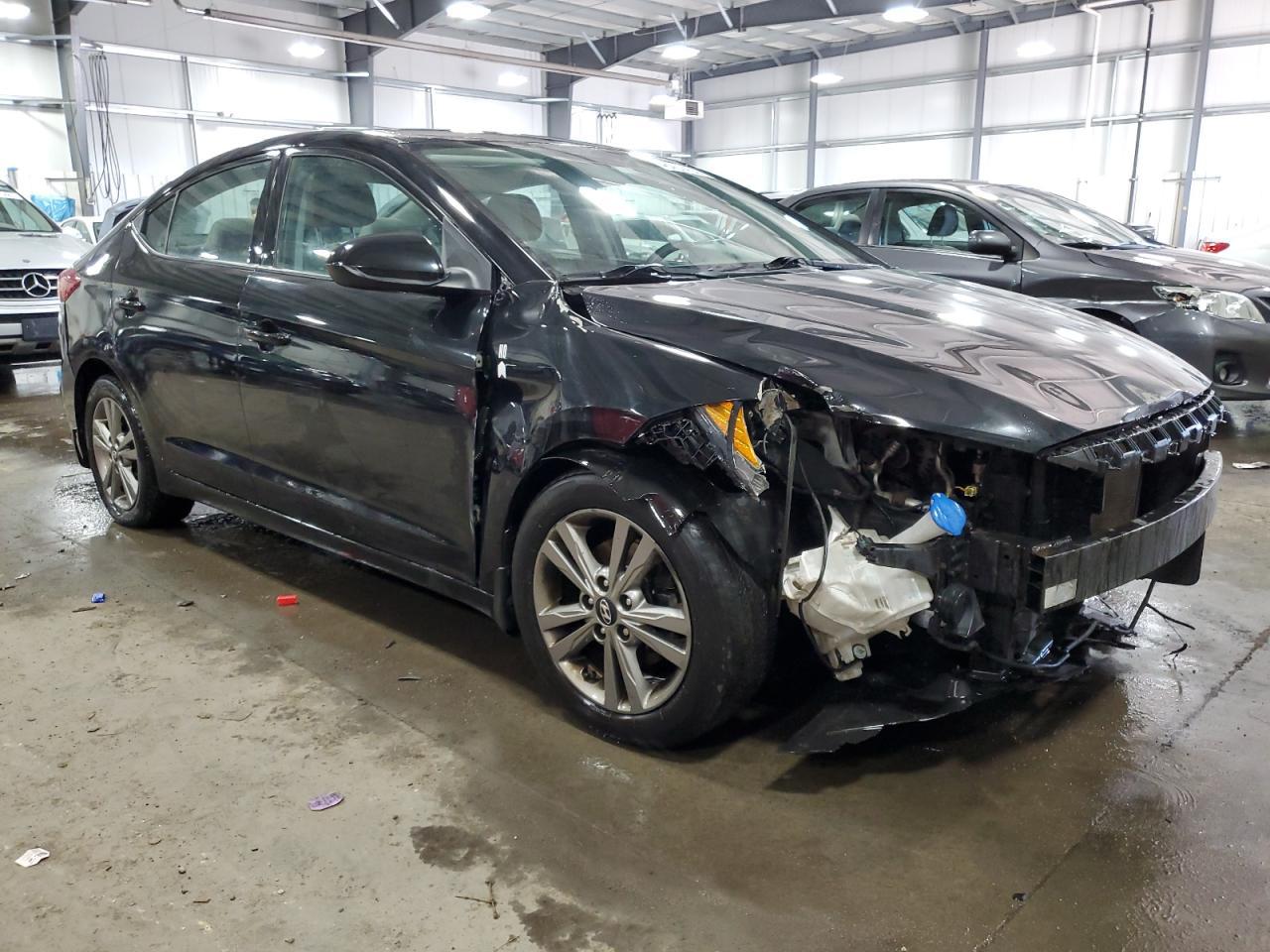 2018 HYUNDAI ELANTRA SE - Image 4
