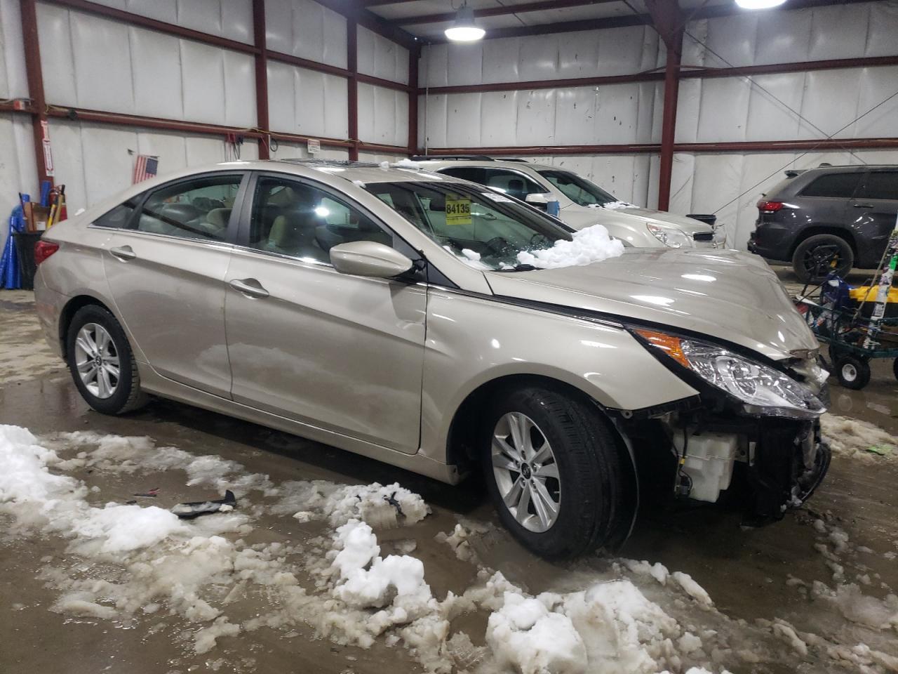 2011 HYUNDAI SONATA GLS - Image 4