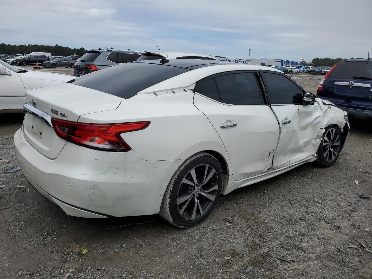 2017 NISSAN MAXIMA 3.5 - Фото 3
