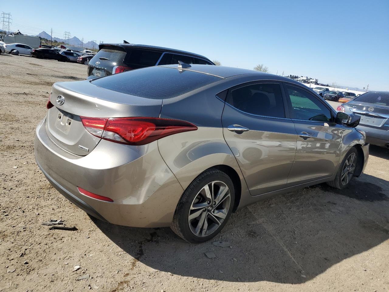 2014 HYUNDAI ELANTRA SE - Image 3