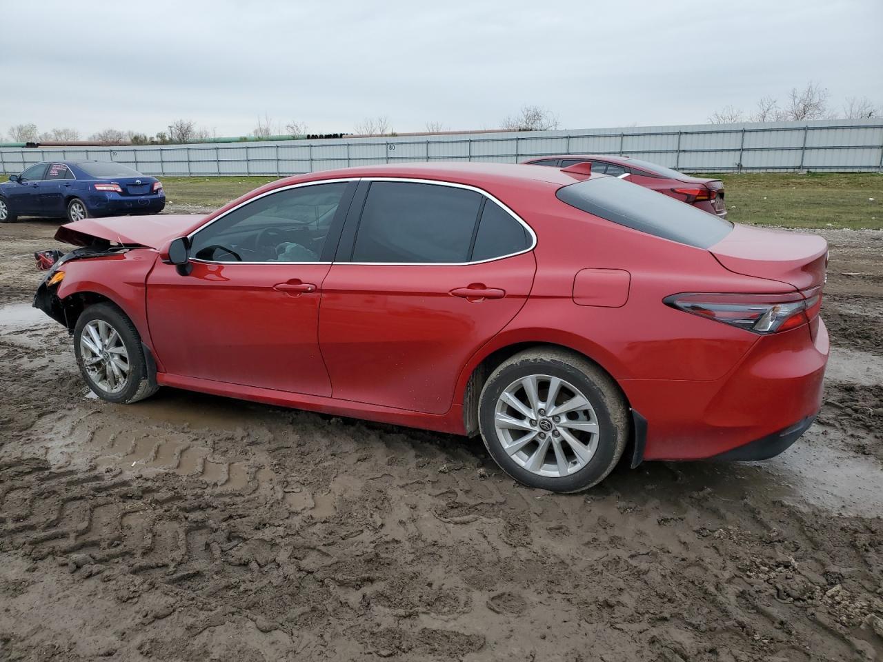 2024 TOYOTA CAMRY LE - Фото 2