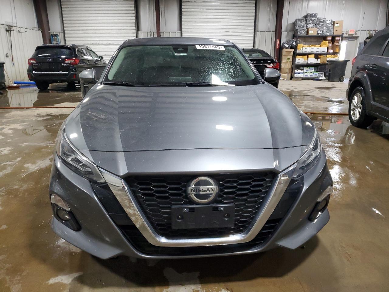 2020 NISSAN ALTIMA SV - Фото 5