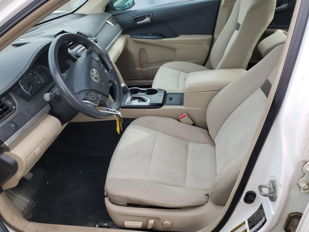 2013 TOYOTA CAMRY L - Фото 7