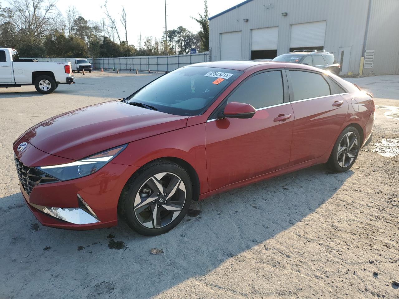 2022 HYUNDAI ELANTRA SE