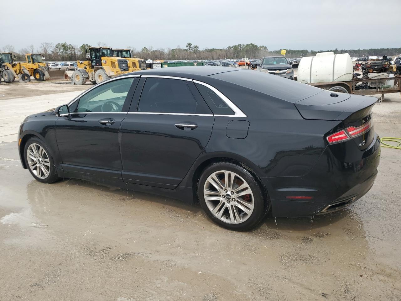 2014 LINCOLN MKZ - Image 2