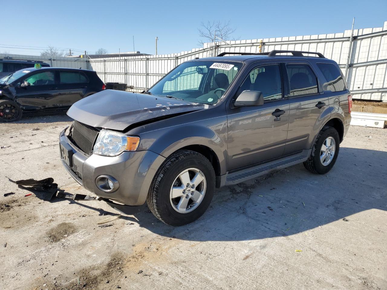 2010 FORD ESCAPE XLT