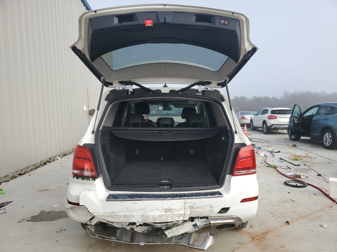 2014 MERCEDES-BENZ GLK 350 - Image 6
