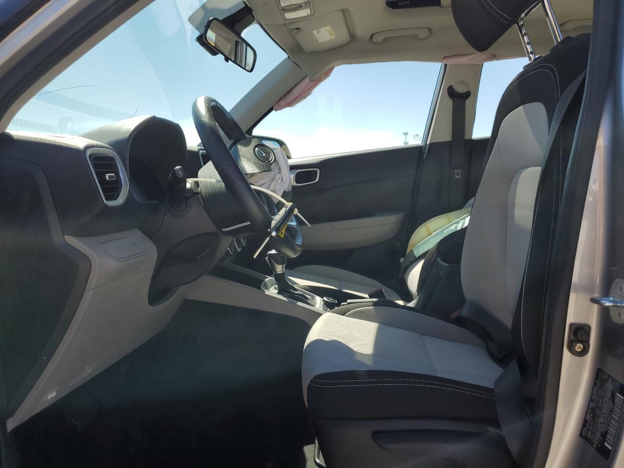 2023 HYUNDAI VENUE SEL - Image 7