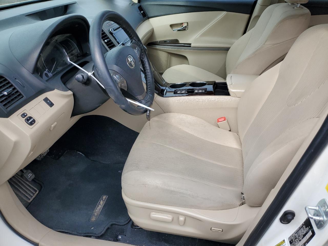 2011 TOYOTA VENZA - Фото 7