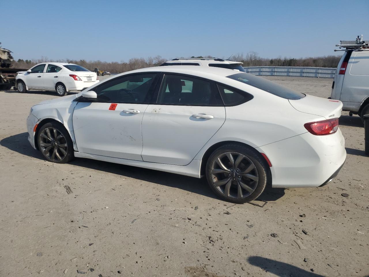 2015 CHRYSLER 200 S - Фото 2