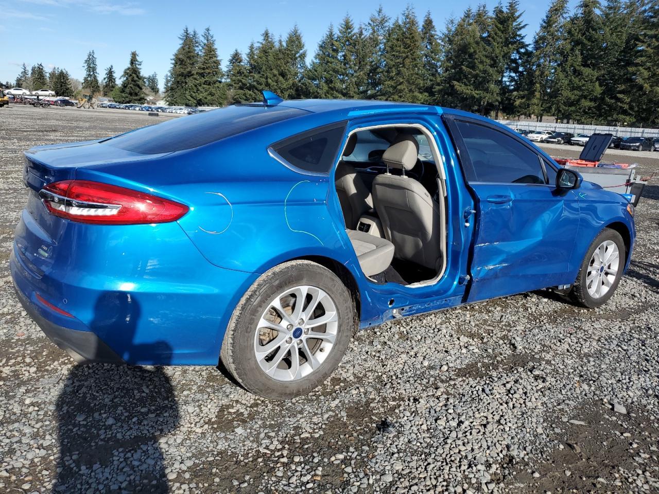 2020 FORD FUSION SE - Image 3