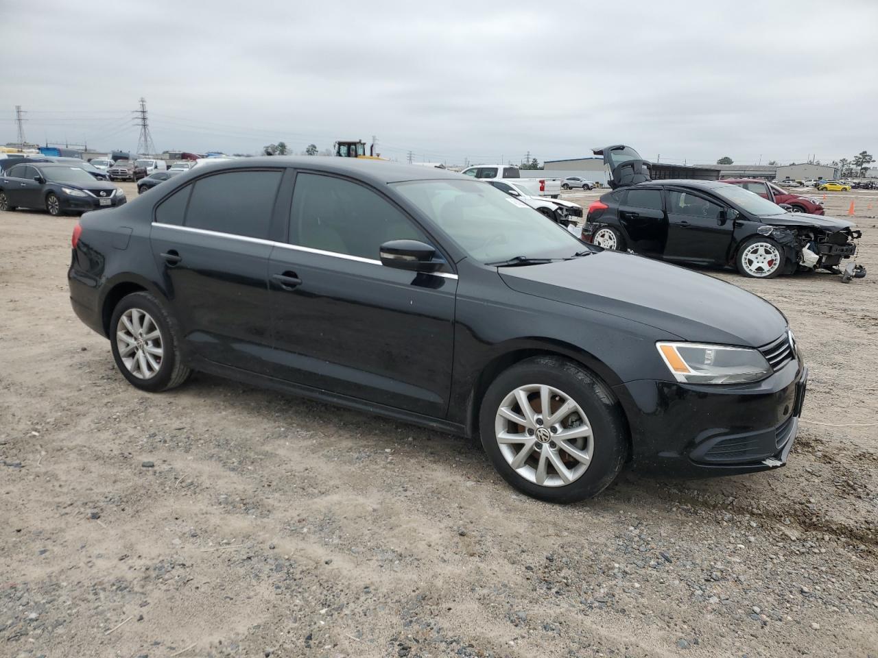 2014 VOLKSWAGEN JETTA SE - Image 4