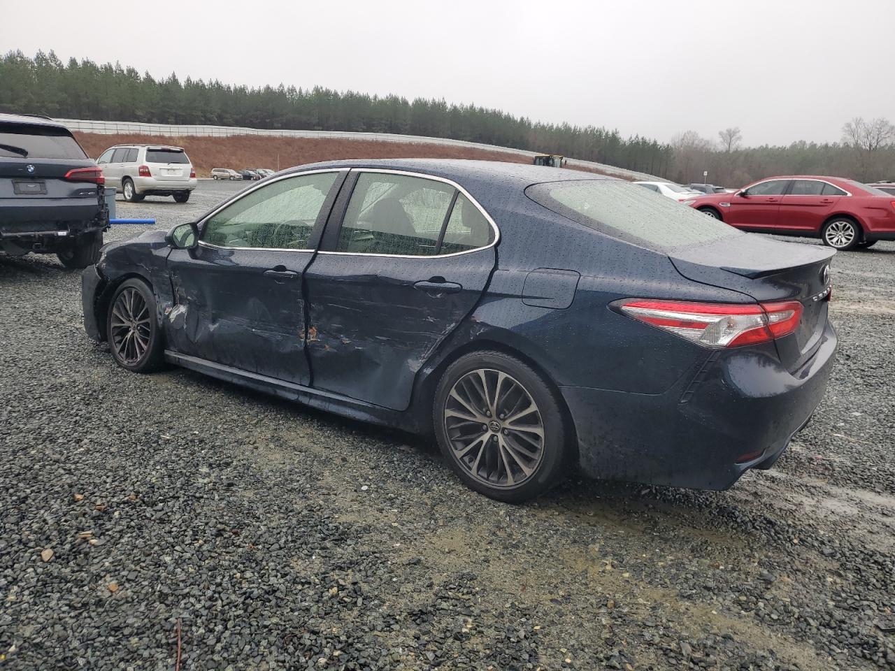2018 TOYOTA CAMRY L - Фото 2
