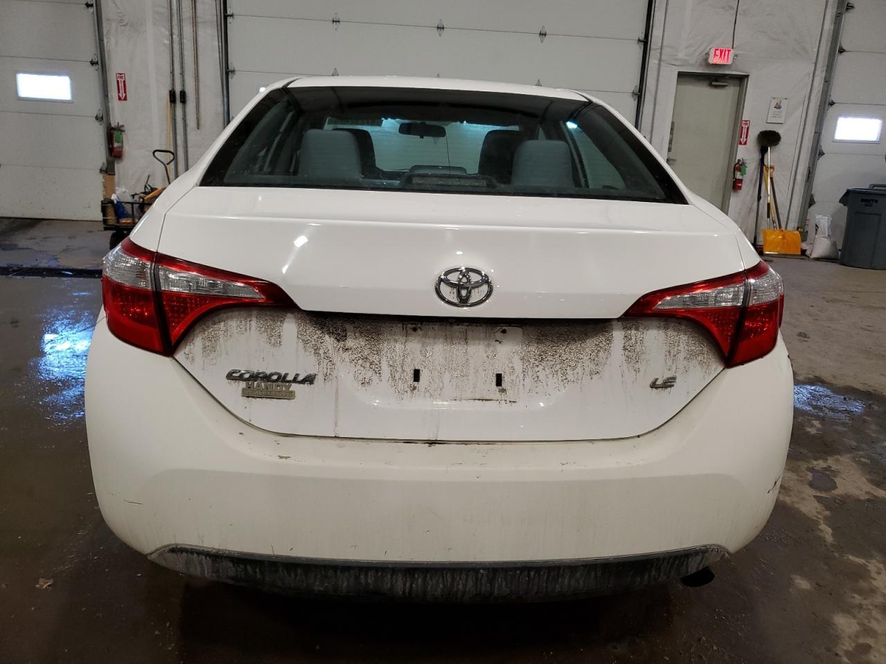 2015 TOYOTA COROLLA L - Фото 6