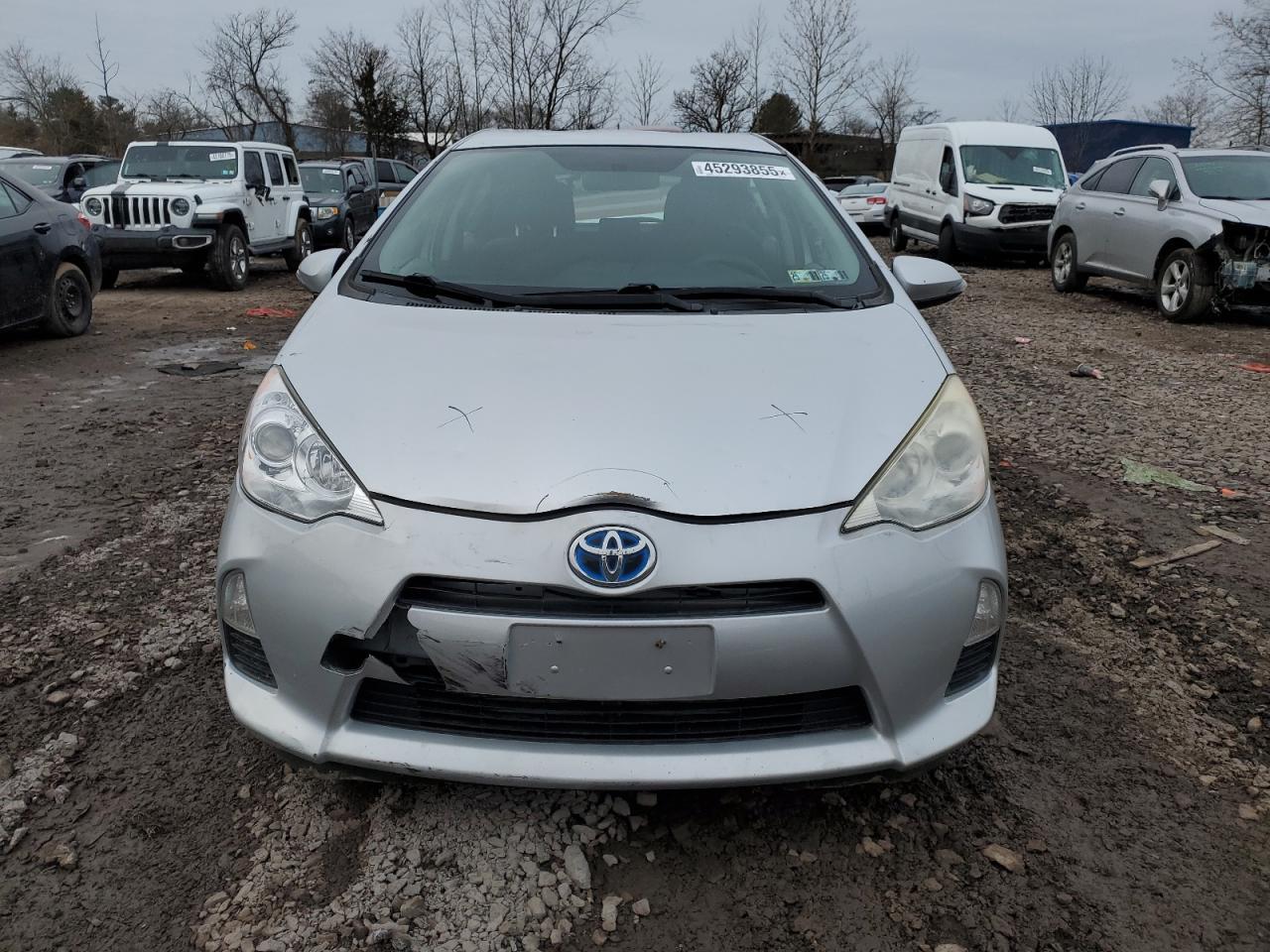 2013 TOYOTA PRIUS C - Image 5