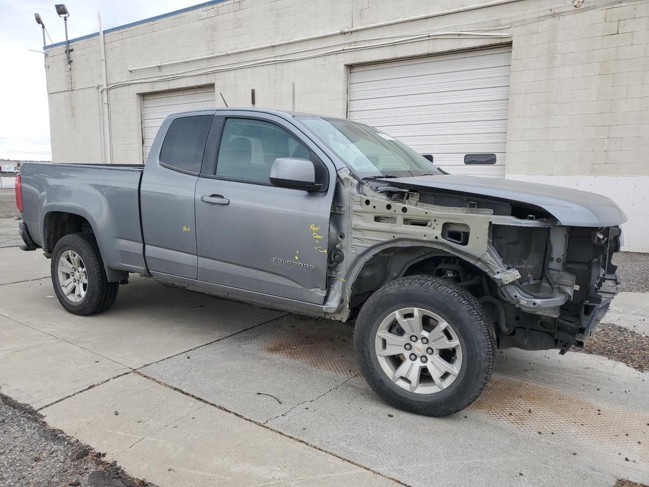 2022 CHEVROLET COLORADO L - Image 4