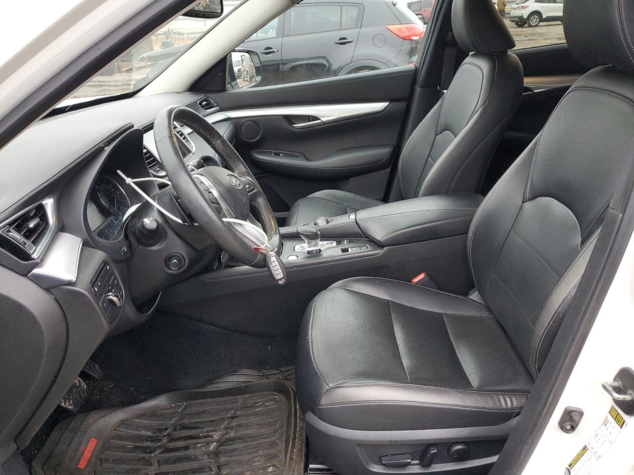 2019 INFINITI QX50 ESSEN - Image 7