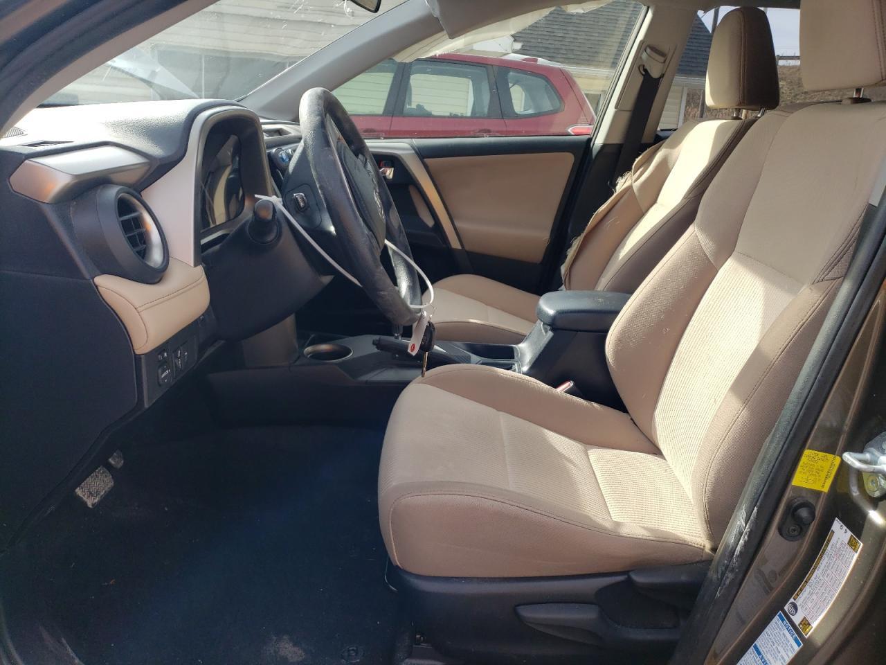 2015 TOYOTA RAV4 XLE - Фото 7