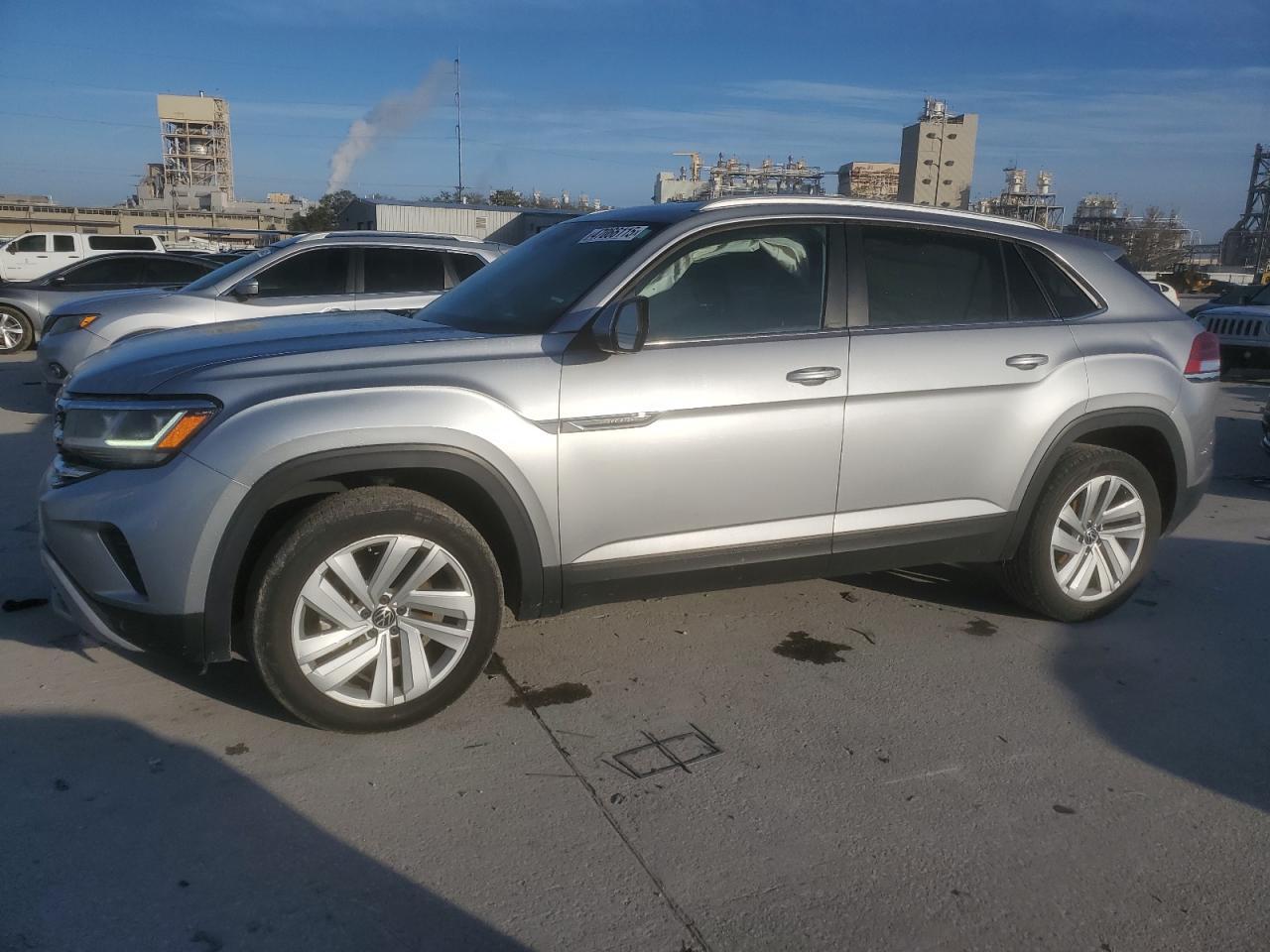 2022 VOLKSWAGEN ATLAS CROS