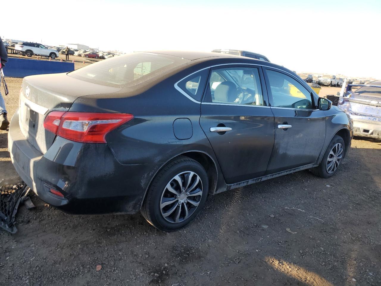 2018 NISSAN SENTRA S - Фото 3