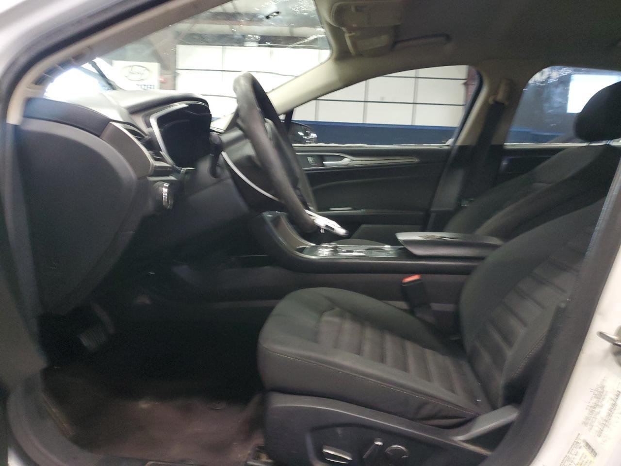 2017 FORD FUSION SE - Фото 7