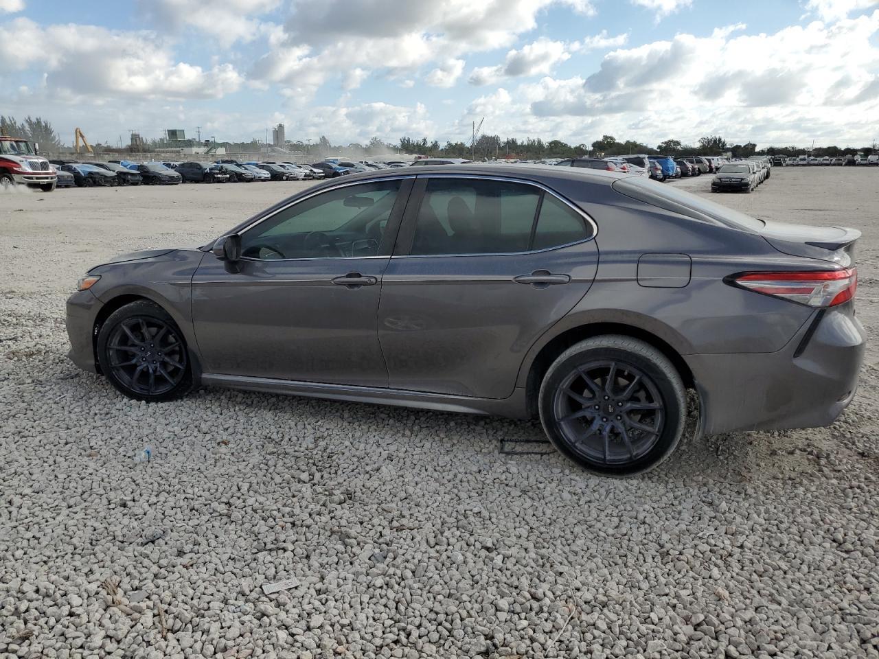 2018 TOYOTA CAMRY L - Image 2