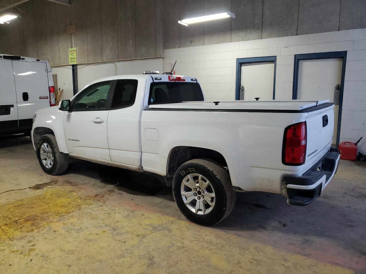2021 CHEVROLET COLORADO L - Фото 2