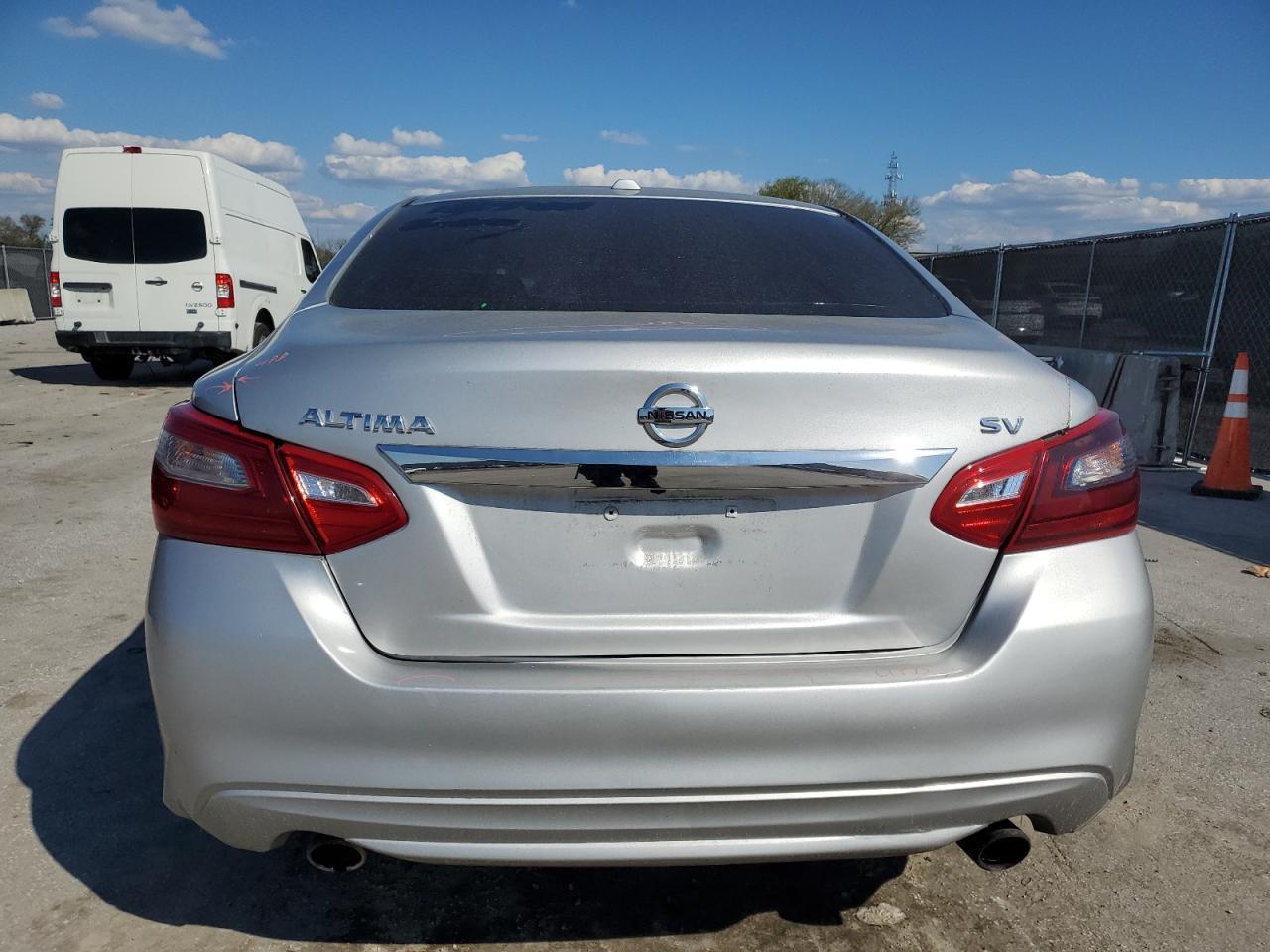 2016 NISSAN ALTIMA 2.5 - Фото 6