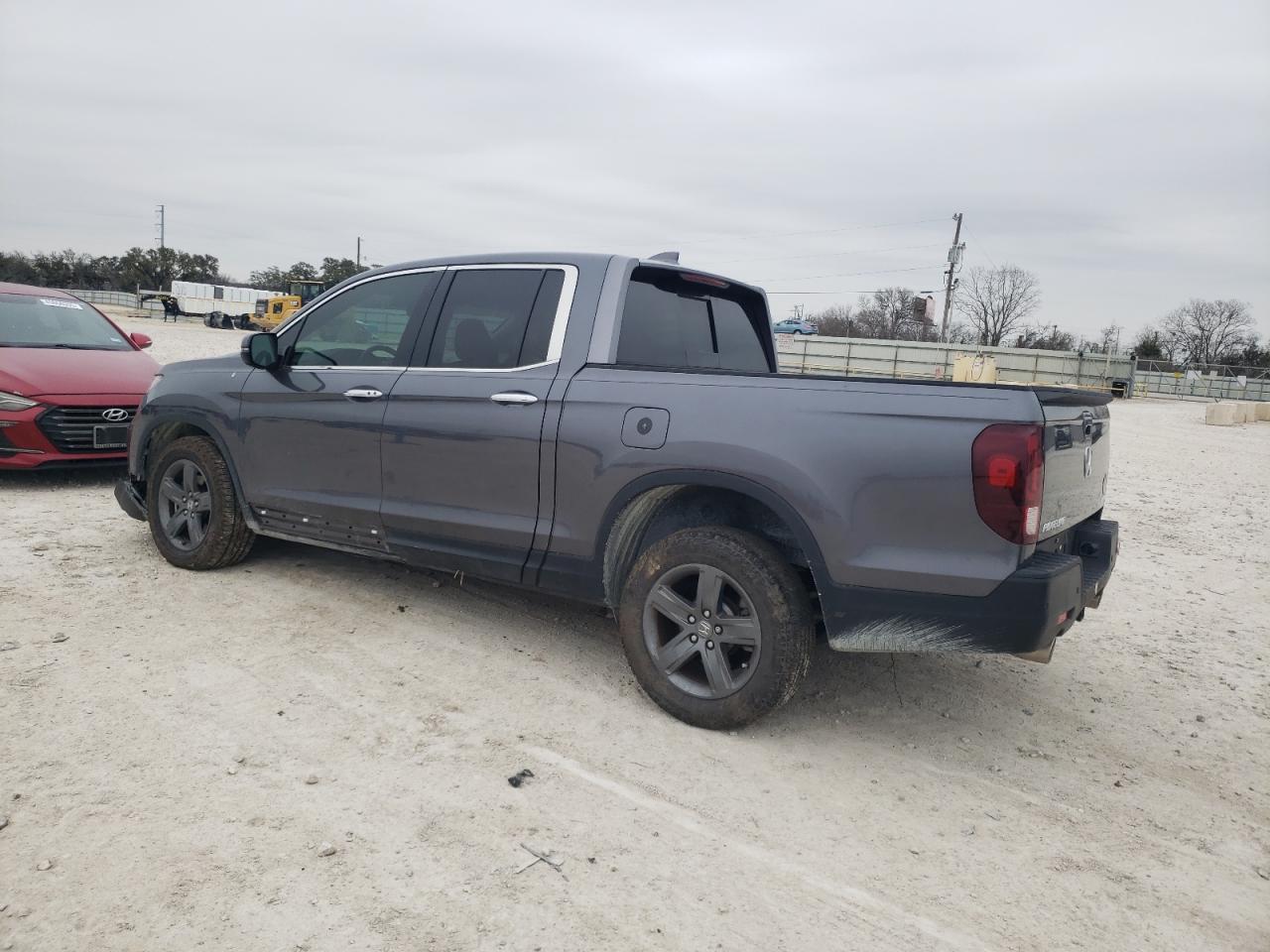 2022 HONDA RIDGELINE - Image 2