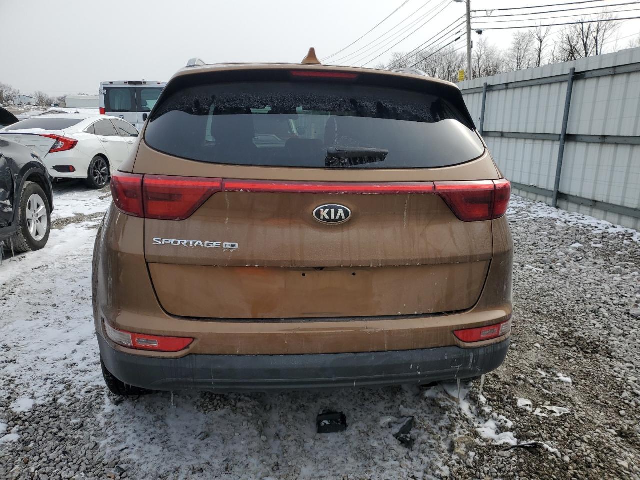 2017 KIA SPORTAGE L - Image 6