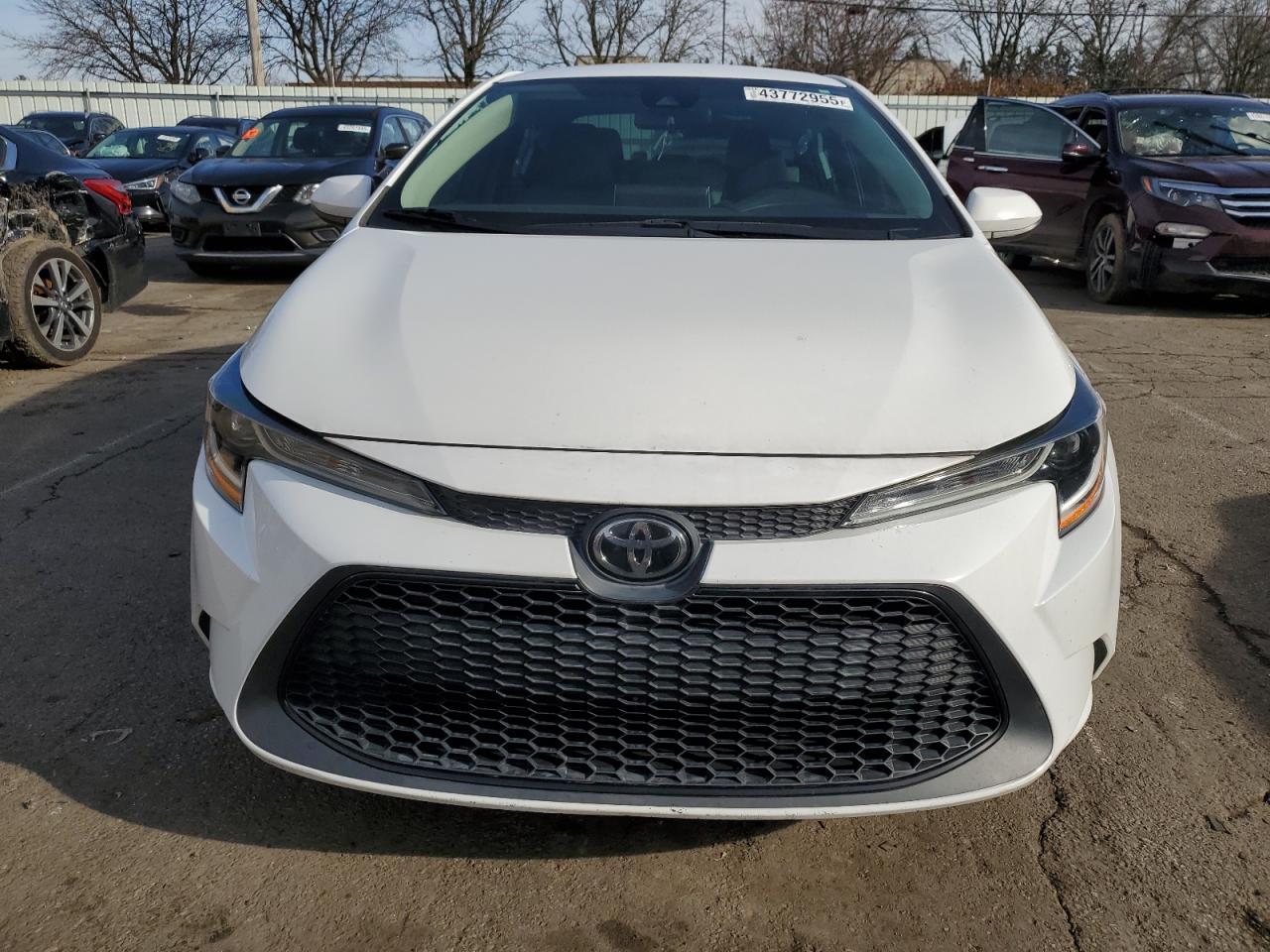 2020 TOYOTA COROLLA LE - Фото 5