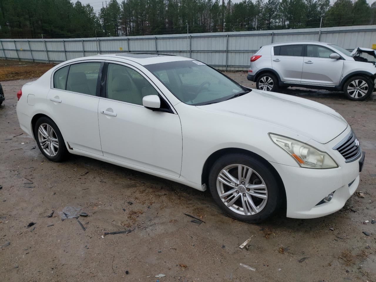 2012 INFINITI G37 BASE - Image 4