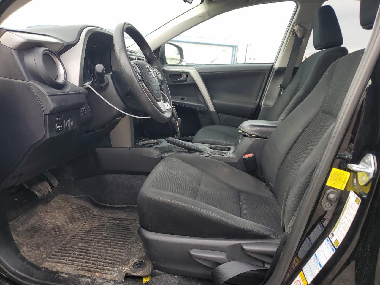 2017 TOYOTA RAV4 LE - Фото 7