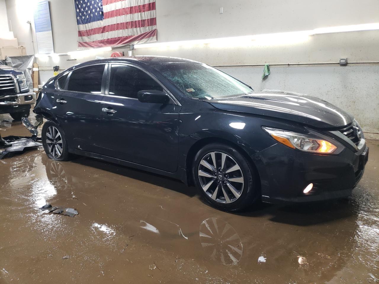 2017 NISSAN ALTIMA 2.5 - Image 4